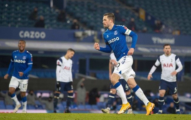 试图反扑 试图反扑